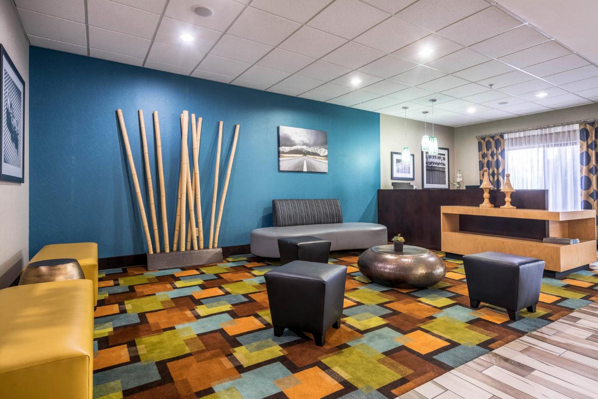 Holiday Inn Express & Suites Roanoke Rapids By Ihg Buitenkant foto