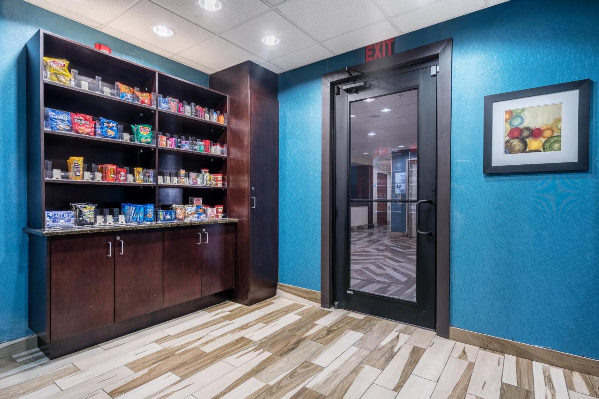 Holiday Inn Express & Suites Roanoke Rapids By Ihg Buitenkant foto